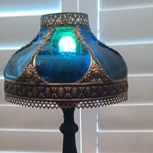 Antique/Vintage slag glass lamp